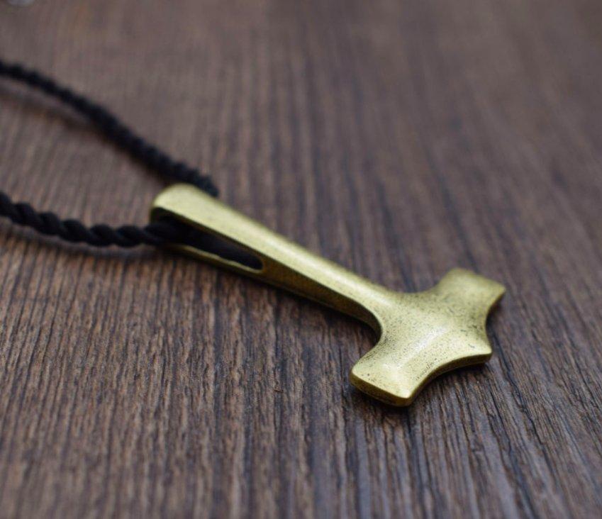 ageofvikings Modern Thor's Hammer Necklace