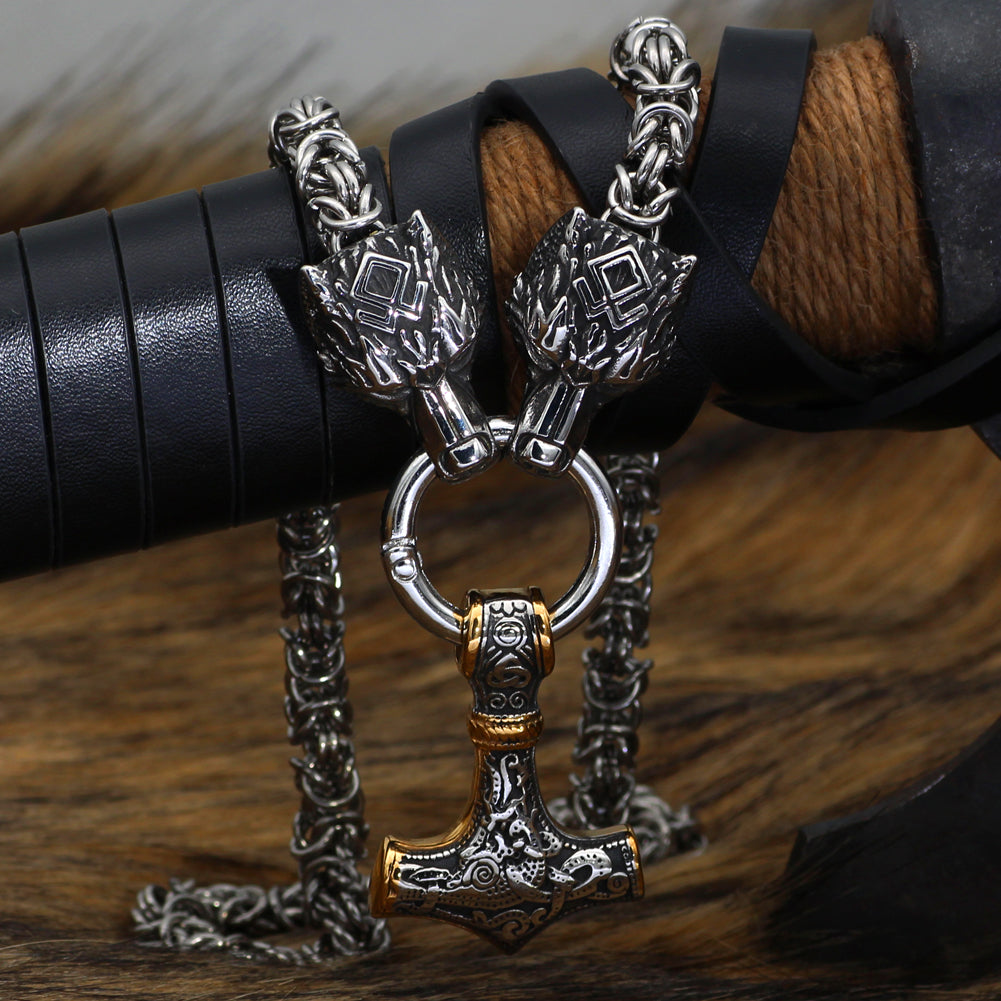 King Chain With Wolf Head & Gold Trimmed Mjolnir Pendant
