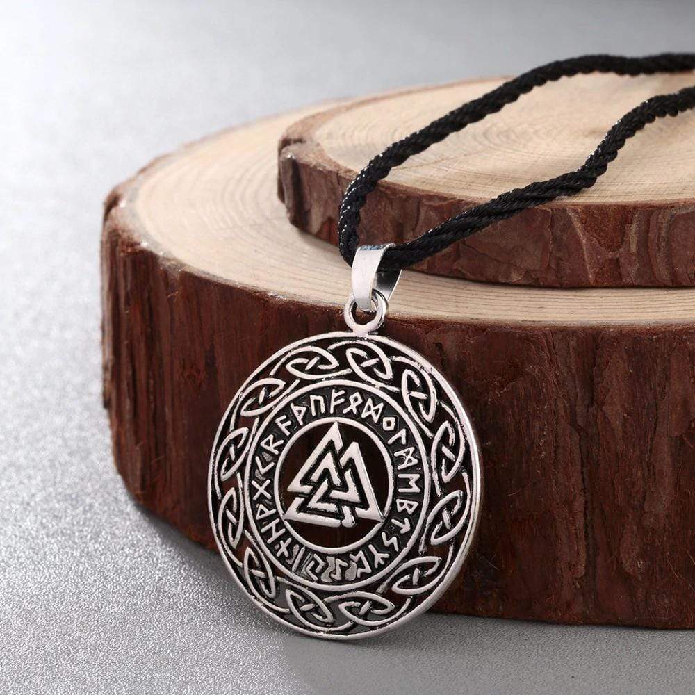 Viking Valknut Necklace – Vikings Roar