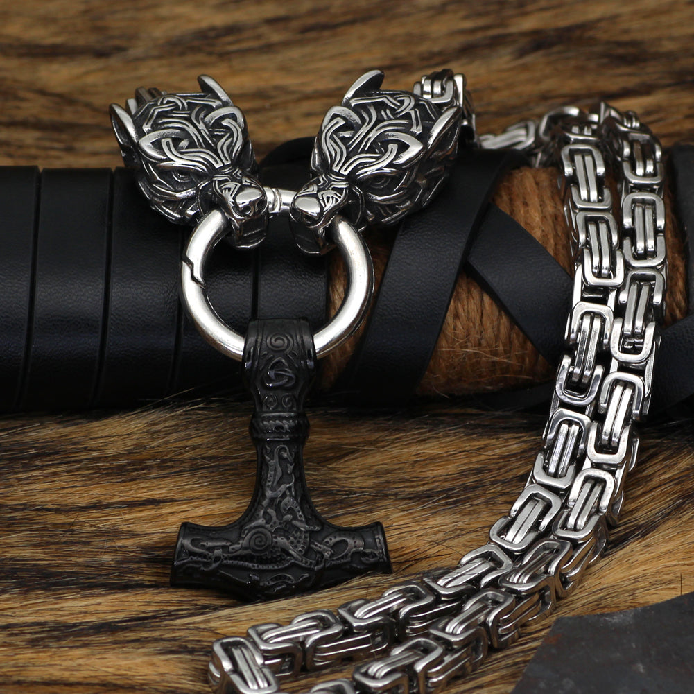 King Chain With Wolves Holding Black Mjolnir